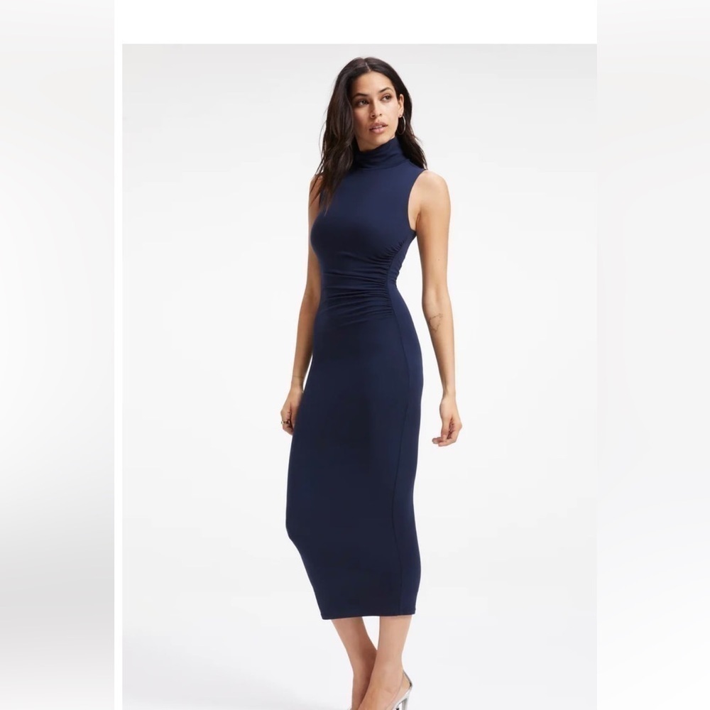 GOOD AMERICAN GOOD TOUCH TURTLENECK MIDI NWT